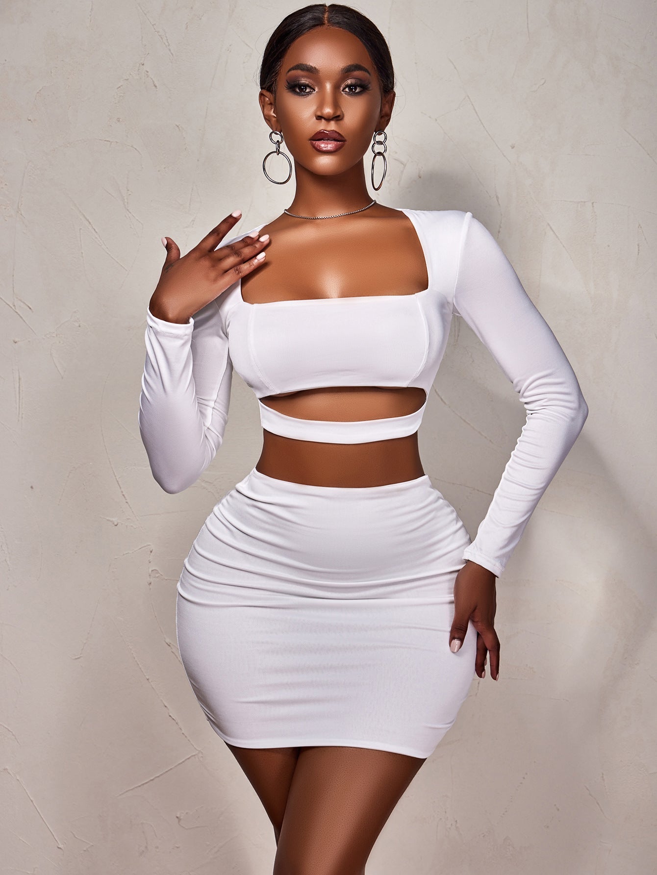 LONG SLEEVE CROP TOP AND HIGH WAIST BODYCON SKIRT
